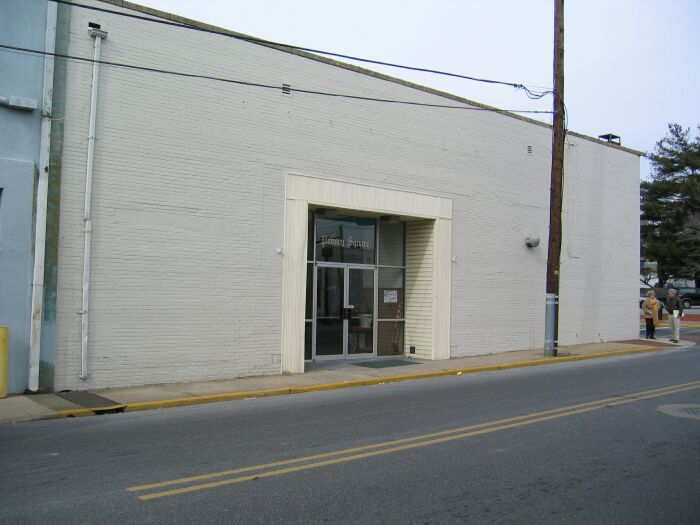 MilfordColliseum 004.jpgMilford Colliseum